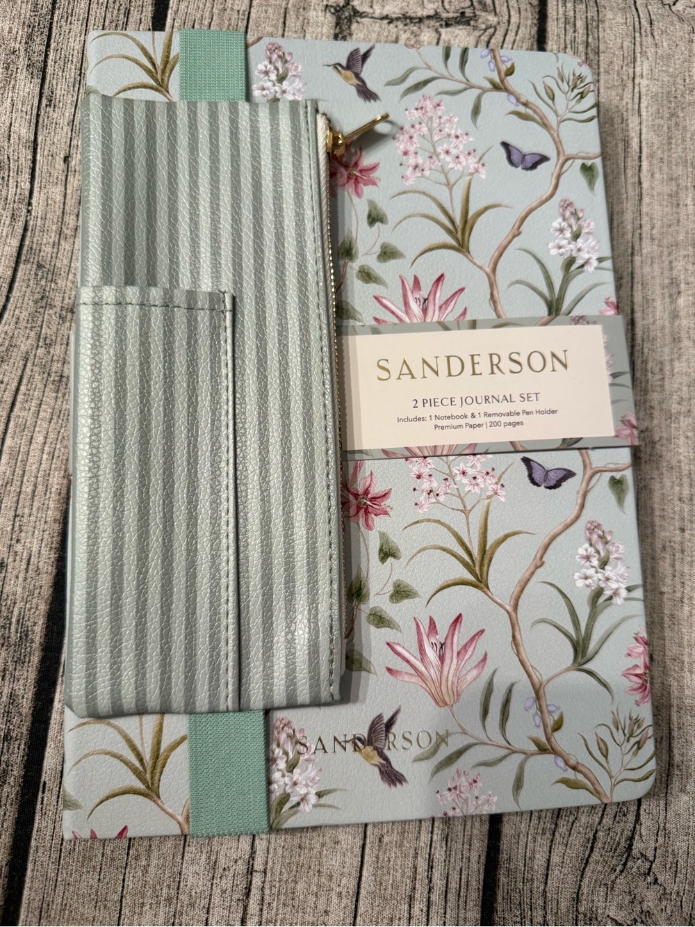 NWT. 2-piece journal set: Hardcover lined notebook with removable zip pouch